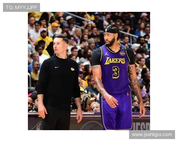 雷迪克赞里夫斯在竞争中不断成长 成为球队核心展现领导力